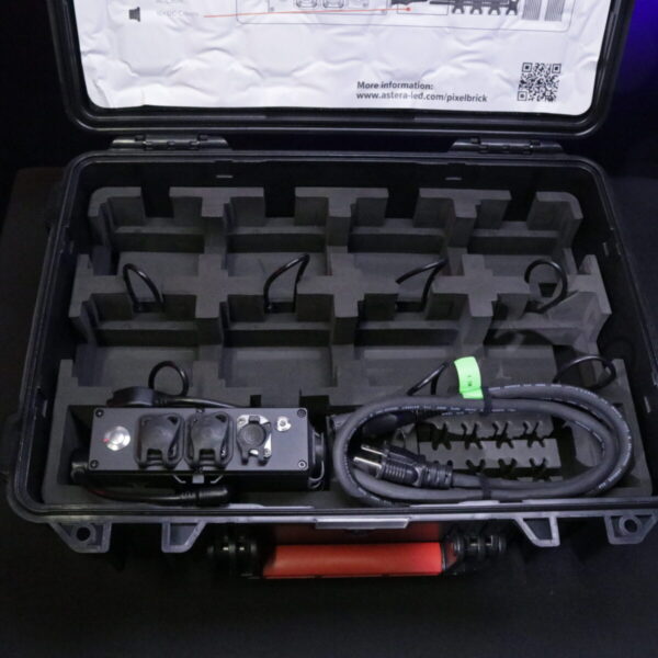 Pixel Brick Charging Case - Image 2