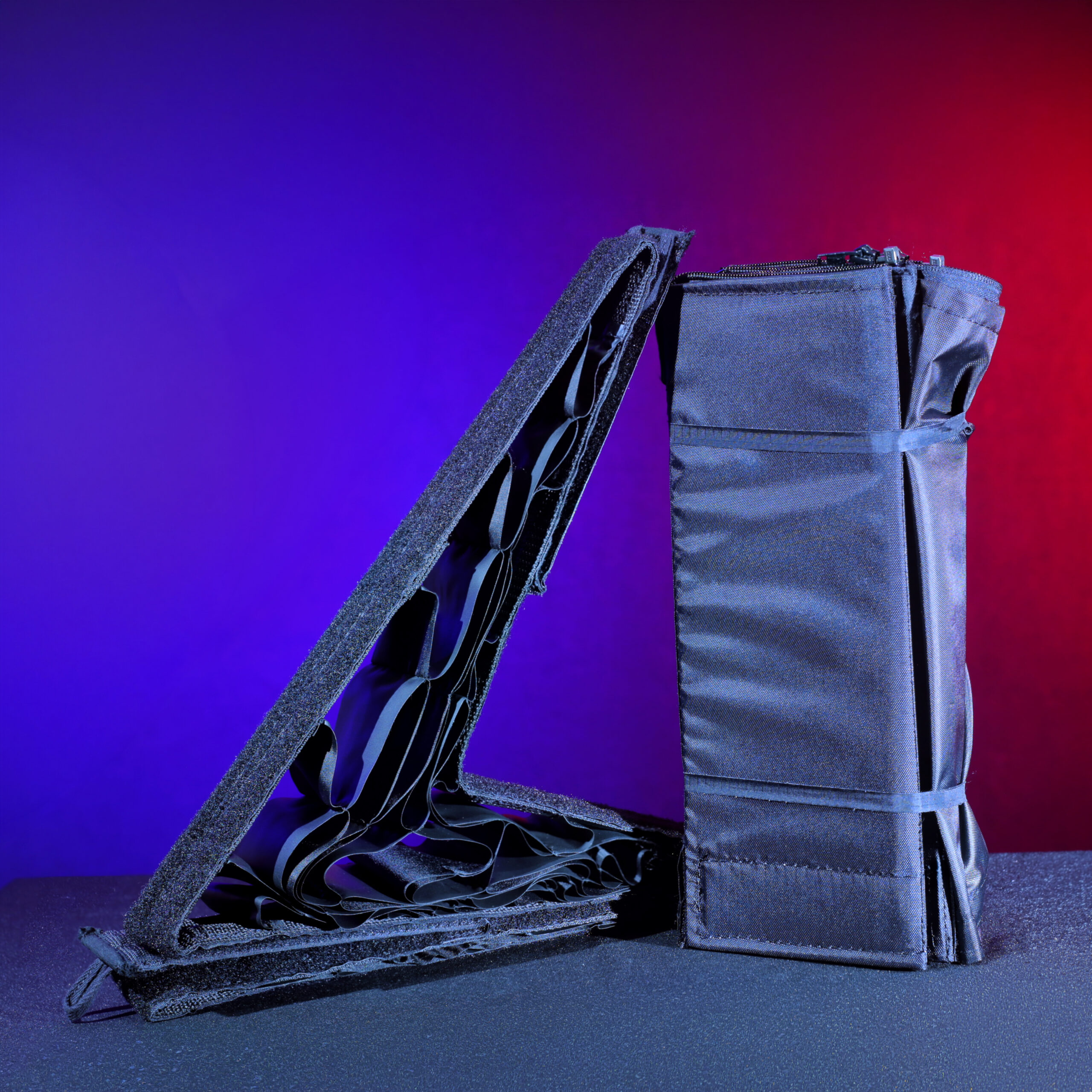 50° fabric control grid for the Lightsock Quattro 20 covered wagon softbox. Reduces spill while maintaining soft, even illumination. SKU: LSQD20