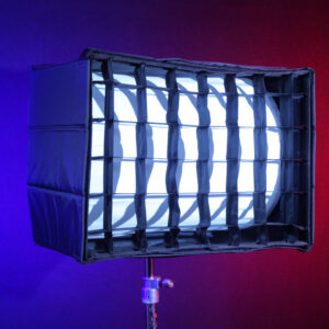 50° fabric control grid for the Lightsock Quattro 20 covered wagon softbox. Reduces spill while maintaining soft, even illumination. SKU: LSQD20